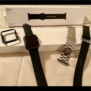 Like New Apple iWatch 42mm Spay Gray Aluminum